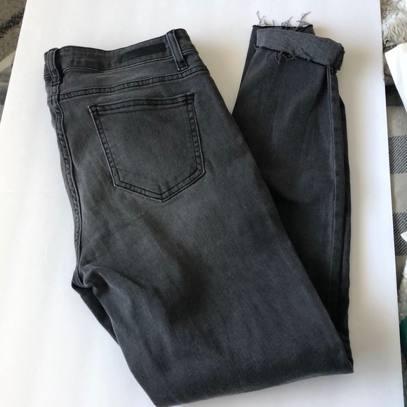 Fashion nova jeans cello size 11 - Picture 4 of 5